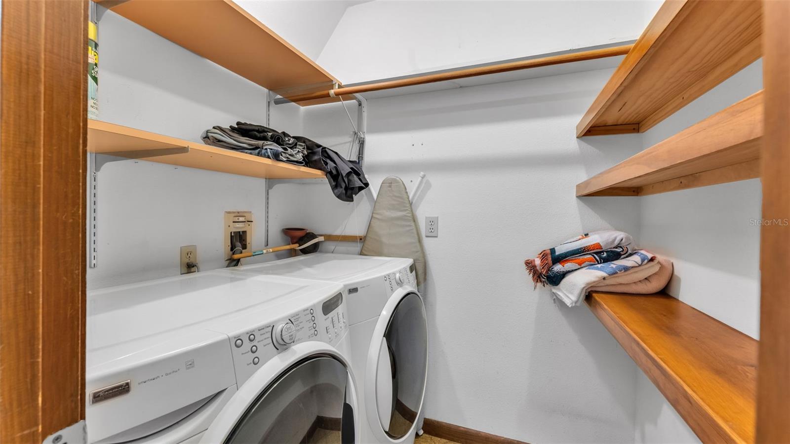 952 N HERON CIR, WINTER HAVEN, FL, 33884