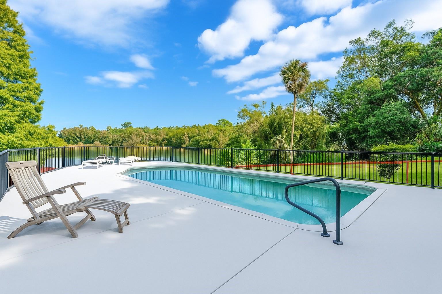 952 N HERON CIR, WINTER HAVEN, FL, 33884