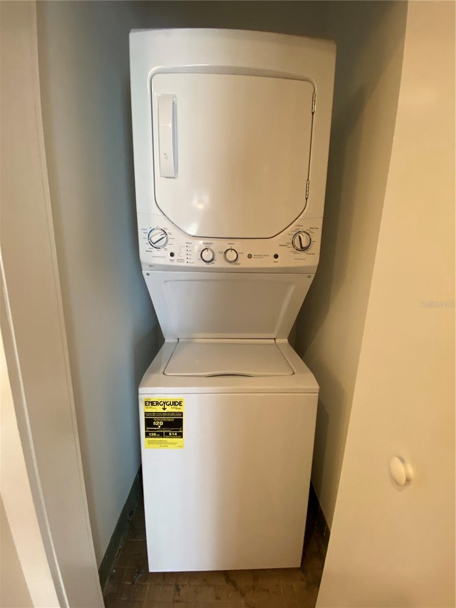 1501 DOYLE CARLTON DR #305, TAMPA, FL, 33602