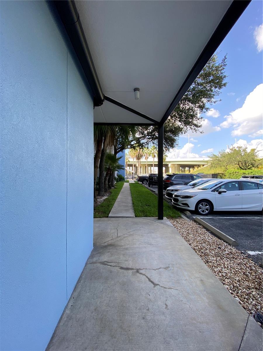 1501 DOYLE CARLTON DR #305, TAMPA, FL, 33602