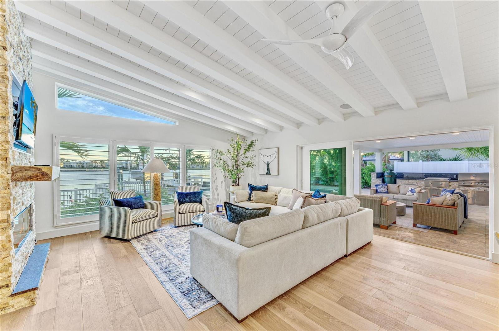 A4670953 Property Photo