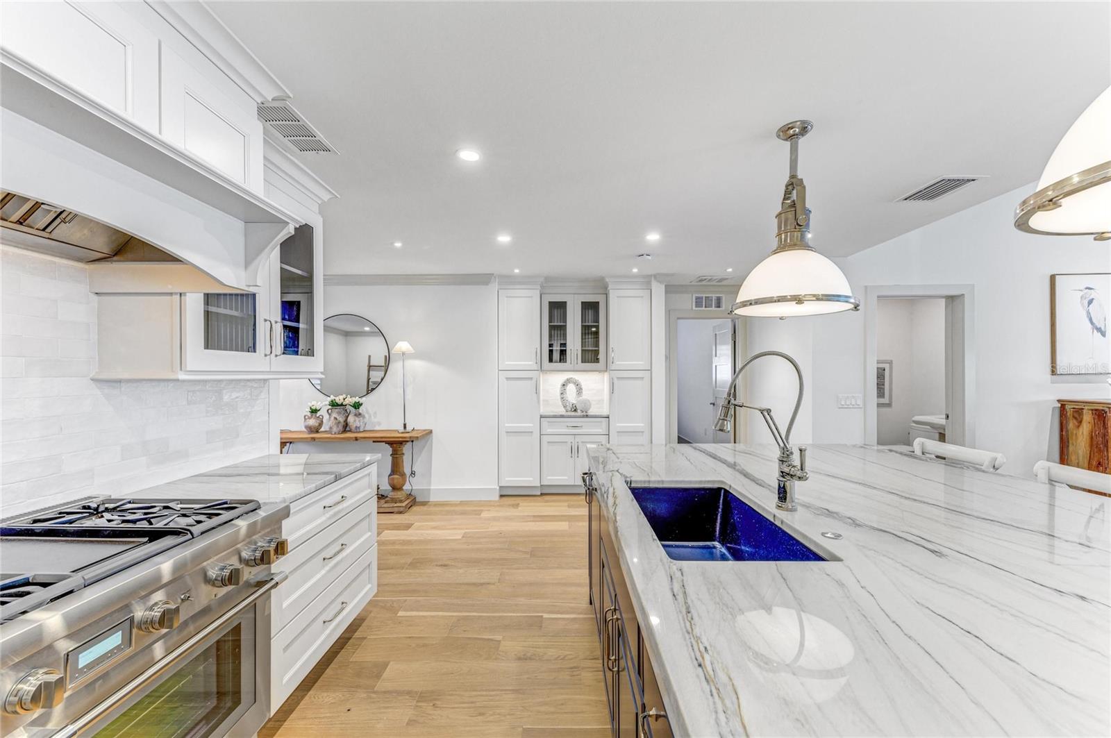 A4670953 Property Photo