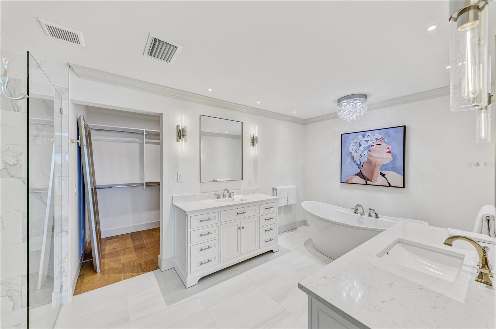 A4670953 Property Photo