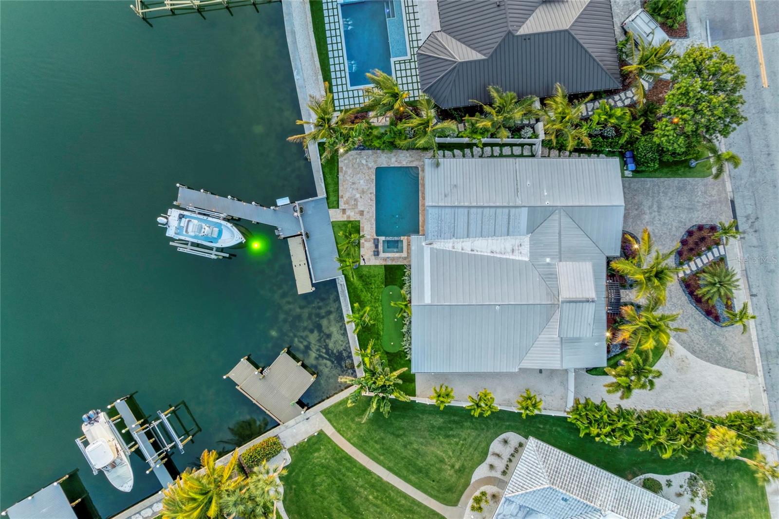 A4670953 Property Photo