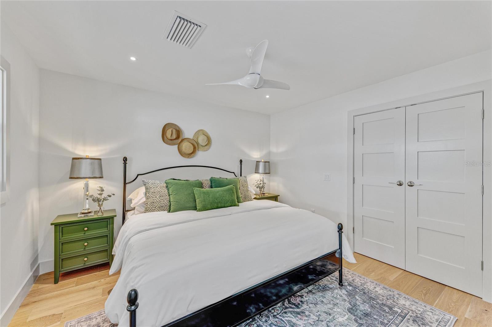 A4670953 Property Photo