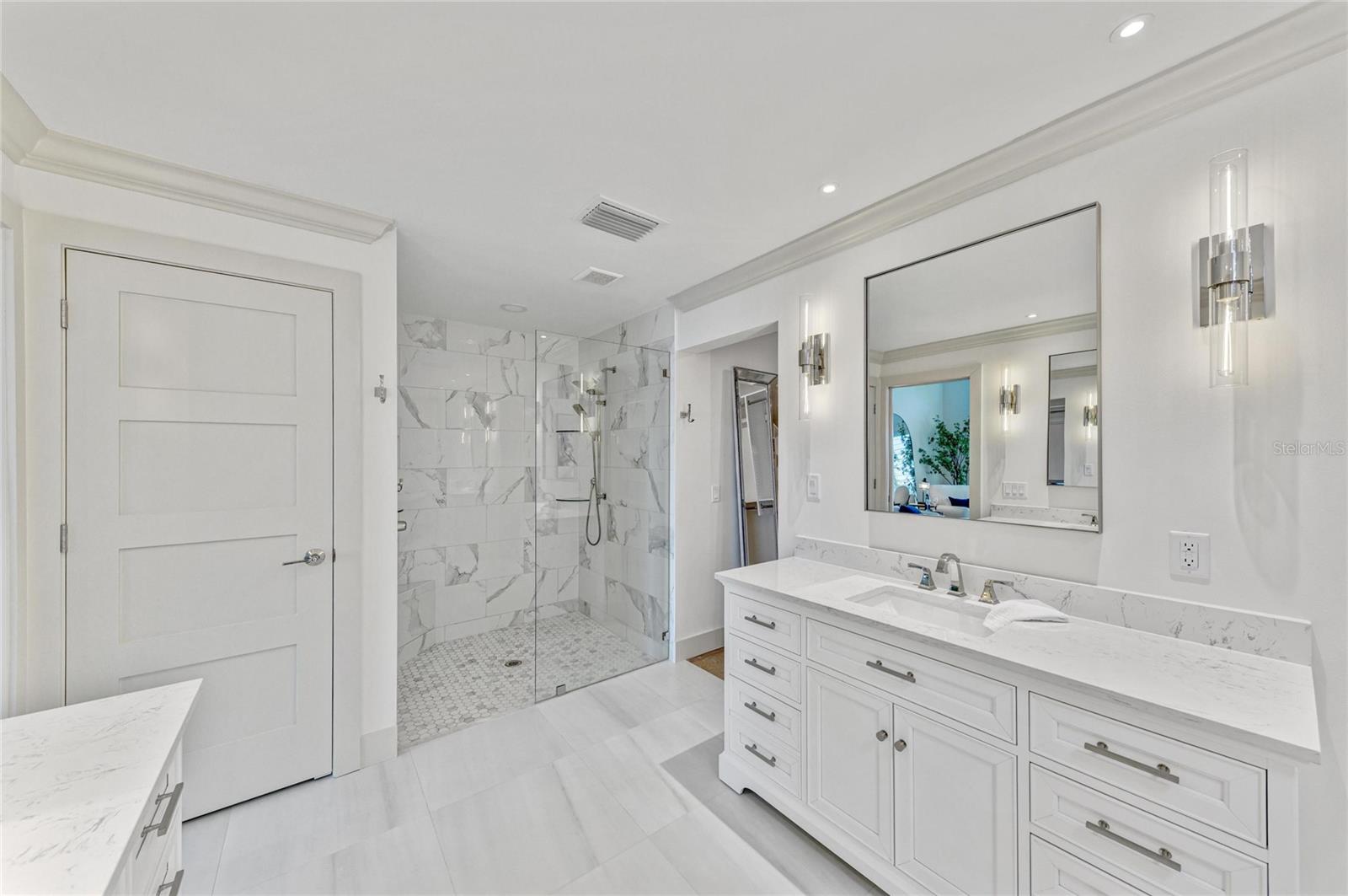 A4670953 Property Photo