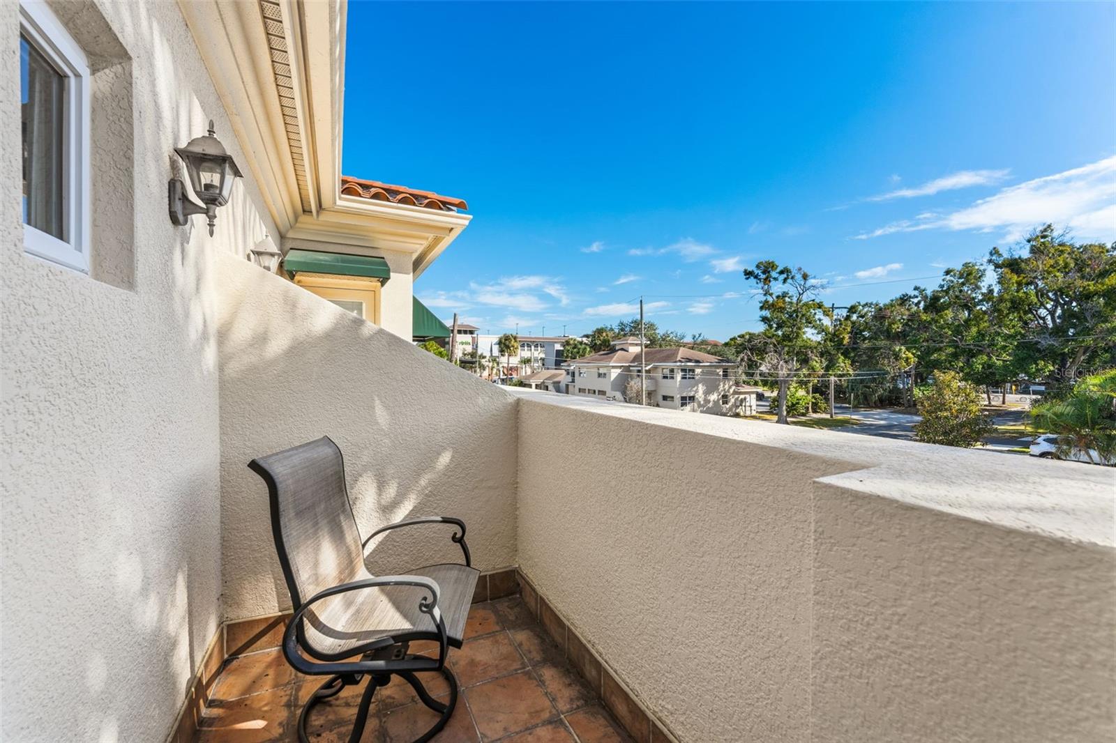 2555 W PLATT ST, TAMPA, FL, 33609