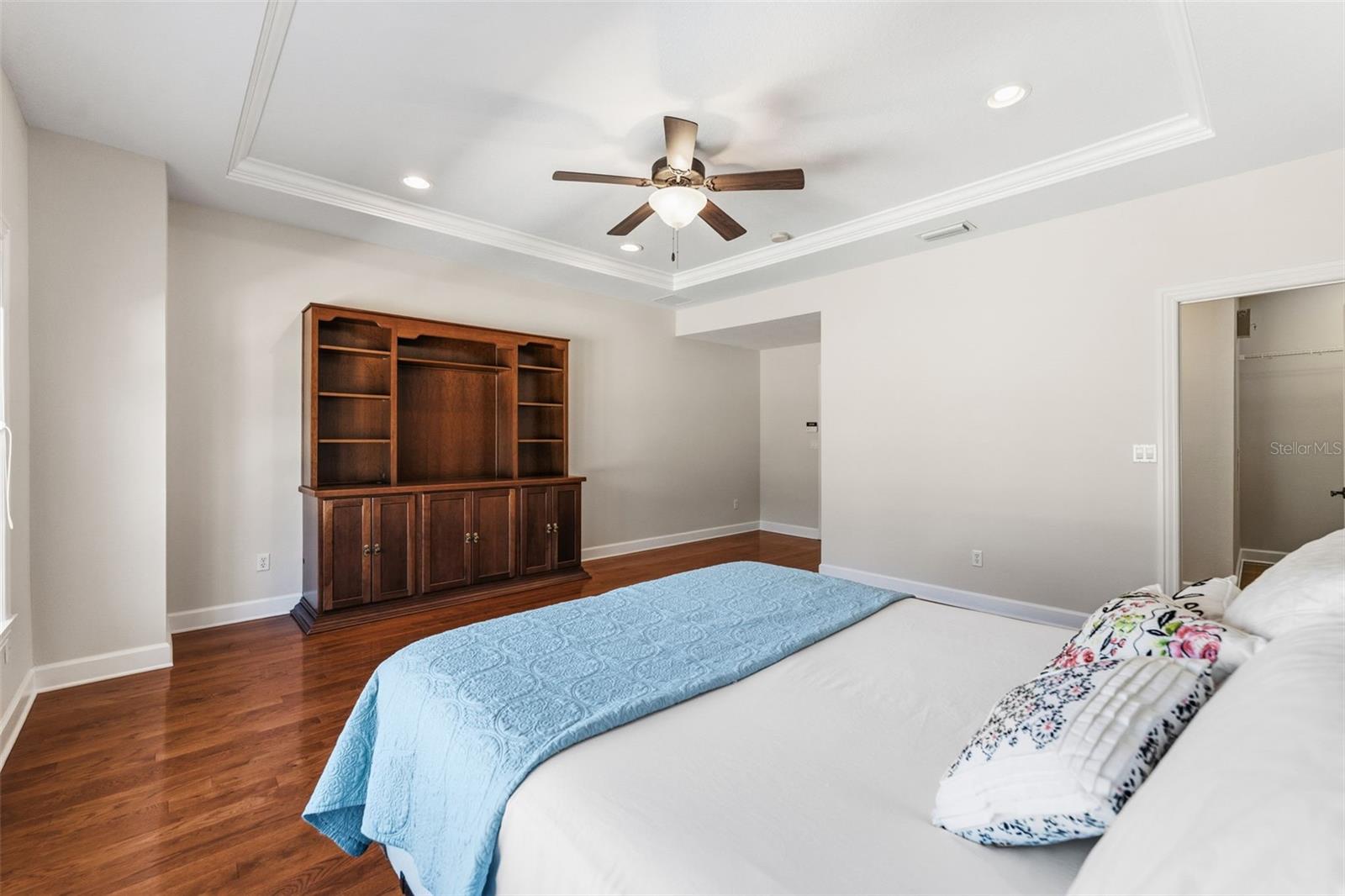 2555 W PLATT ST, TAMPA, FL, 33609