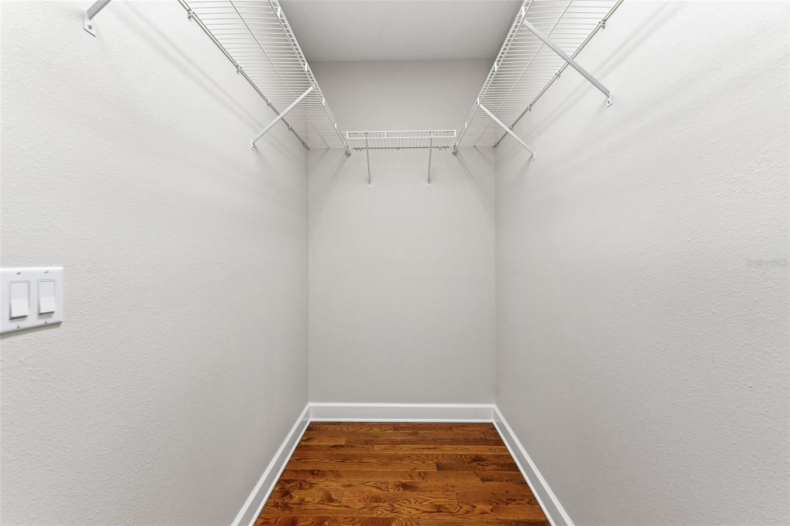 2555 W PLATT ST, TAMPA, FL, 33609