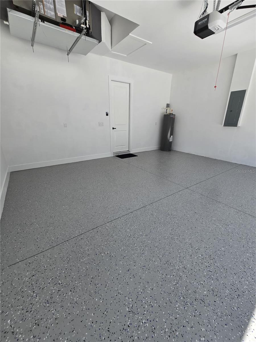 5823 WHIPPOORWILL DR, TAMPA, FL, 33624