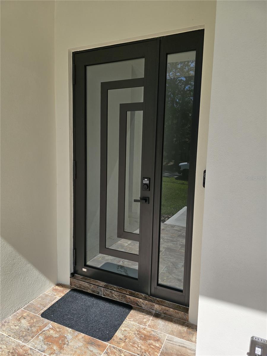 5823 WHIPPOORWILL DR, TAMPA, FL, 33624