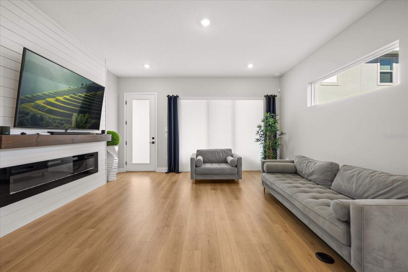 10175 PEEBLES ST, ORLANDO, FL, 32827