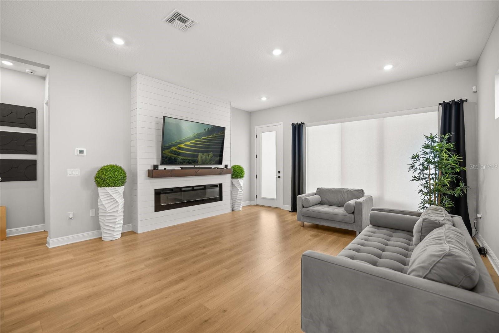 10175 PEEBLES ST, ORLANDO, FL, 32827