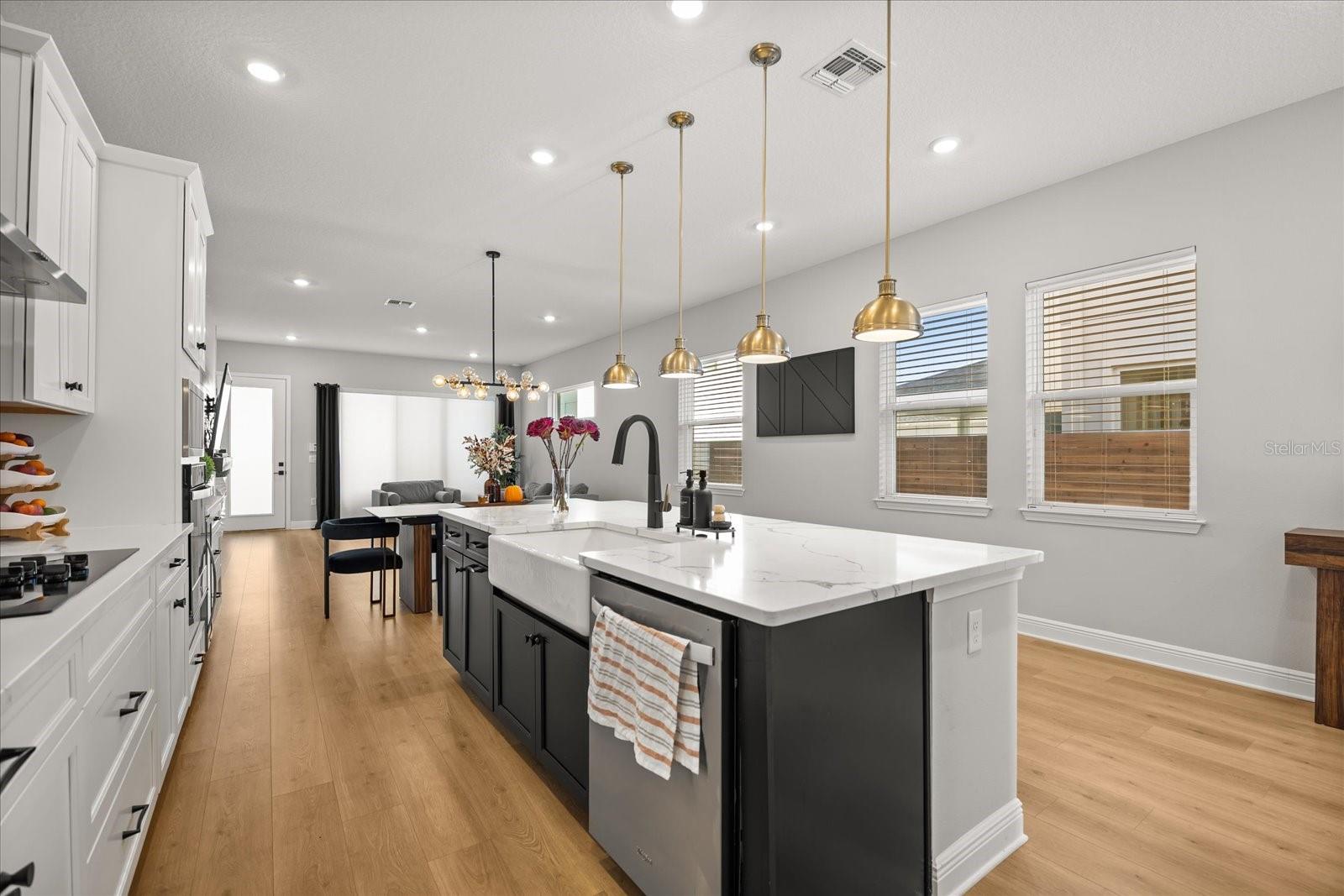 10175 PEEBLES ST, ORLANDO, FL, 32827