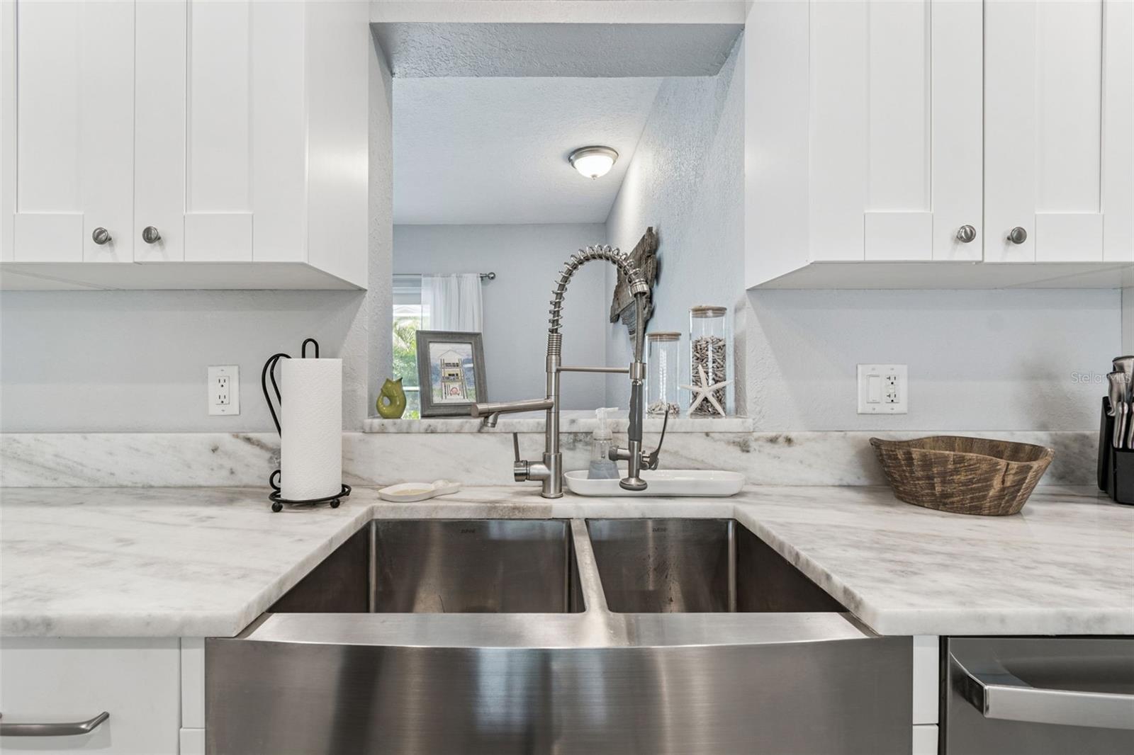 2039 KINGFISHER DR, PALM HARBOR, FL, 34683