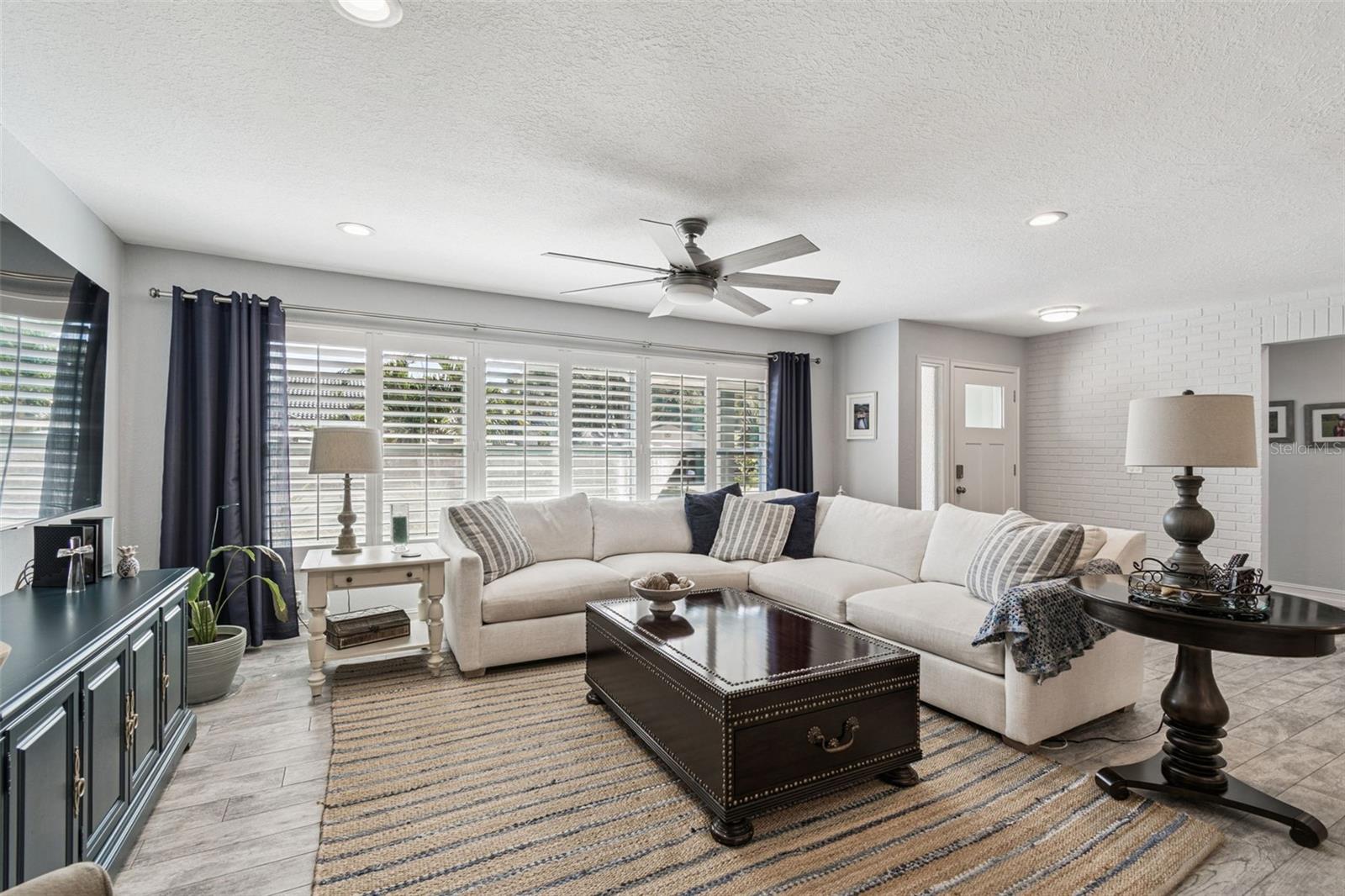 2039 KINGFISHER DR, PALM HARBOR, FL, 34683