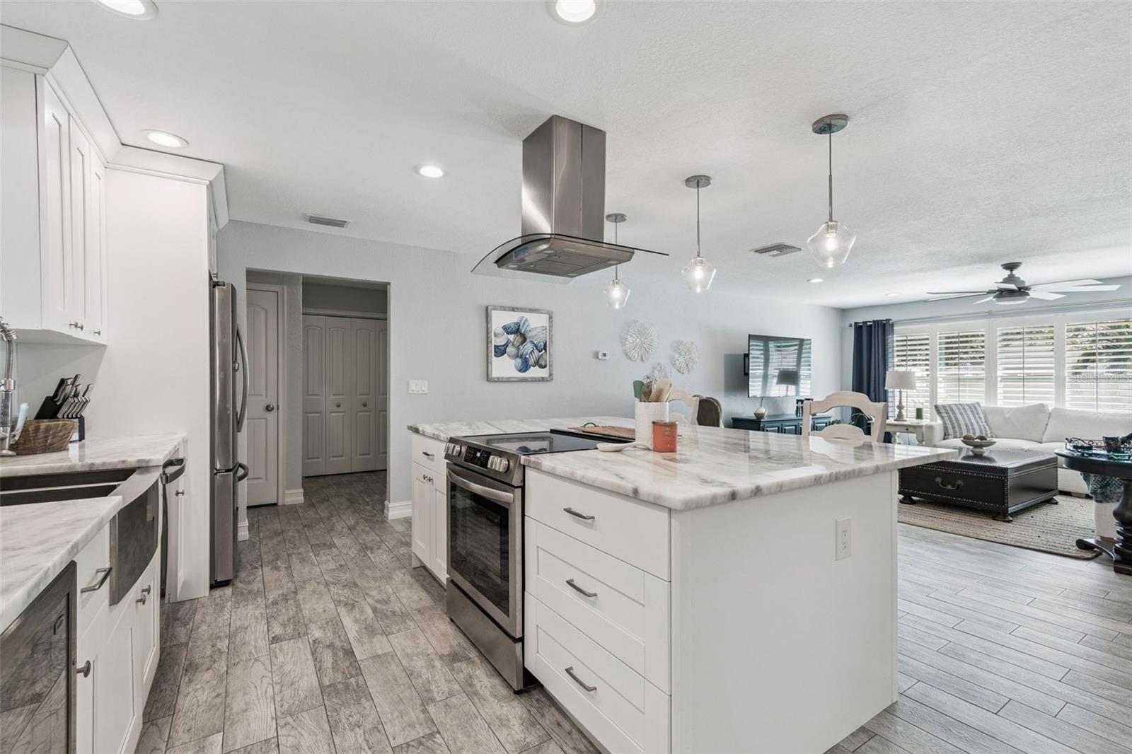 2039 KINGFISHER DR, PALM HARBOR, FL, 34683