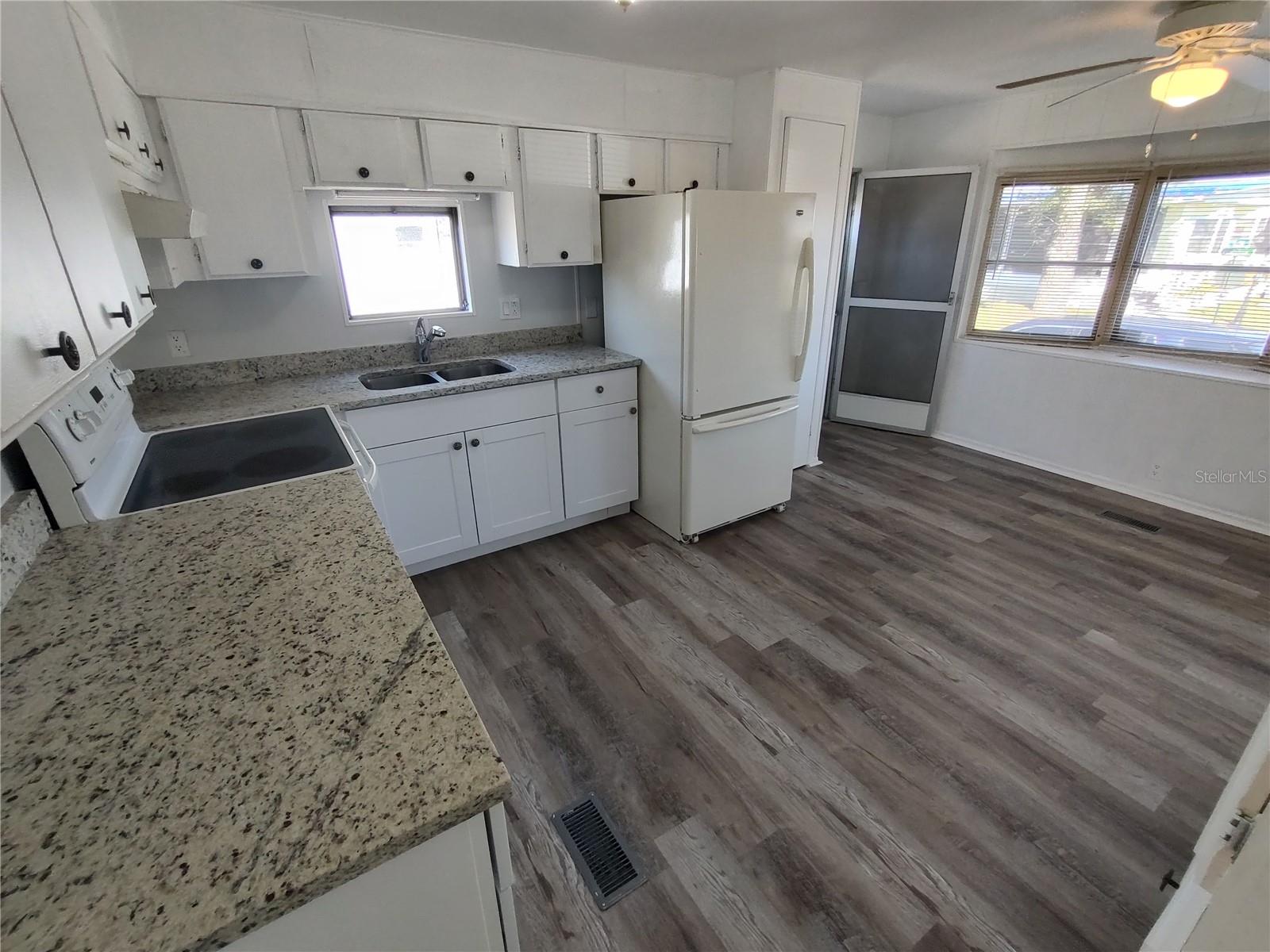 A4670961 Property Photo