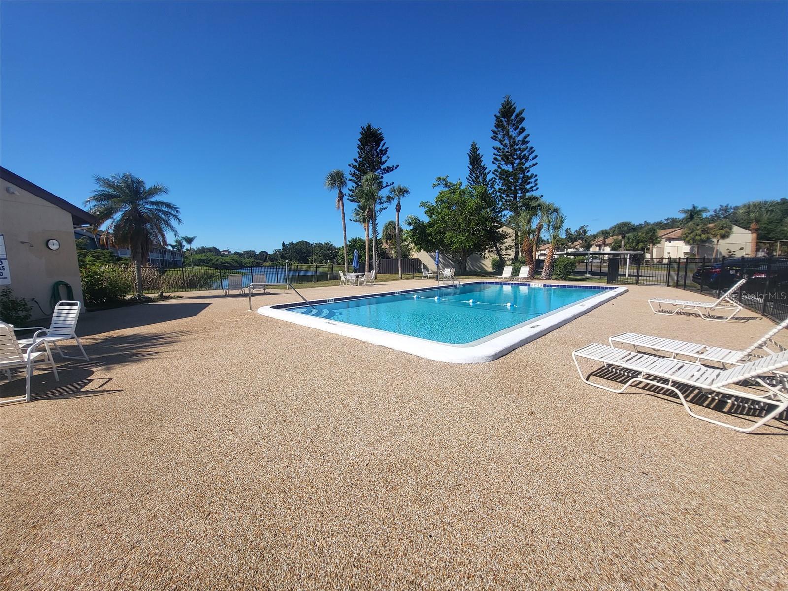 2707 HIDDEN LAKE BLVD #D, SARASOTA, FL, 34237