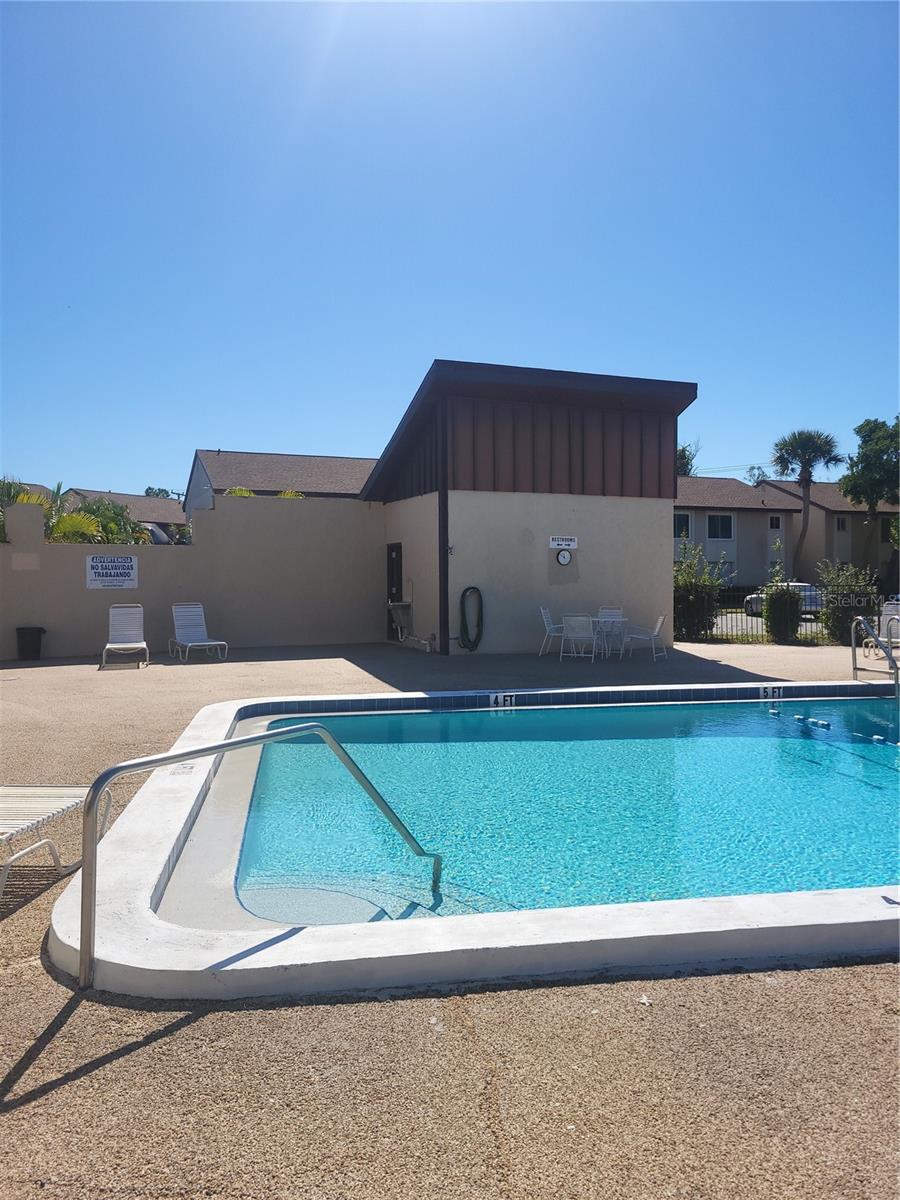 2707 HIDDEN LAKE BLVD #D, SARASOTA, FL, 34237