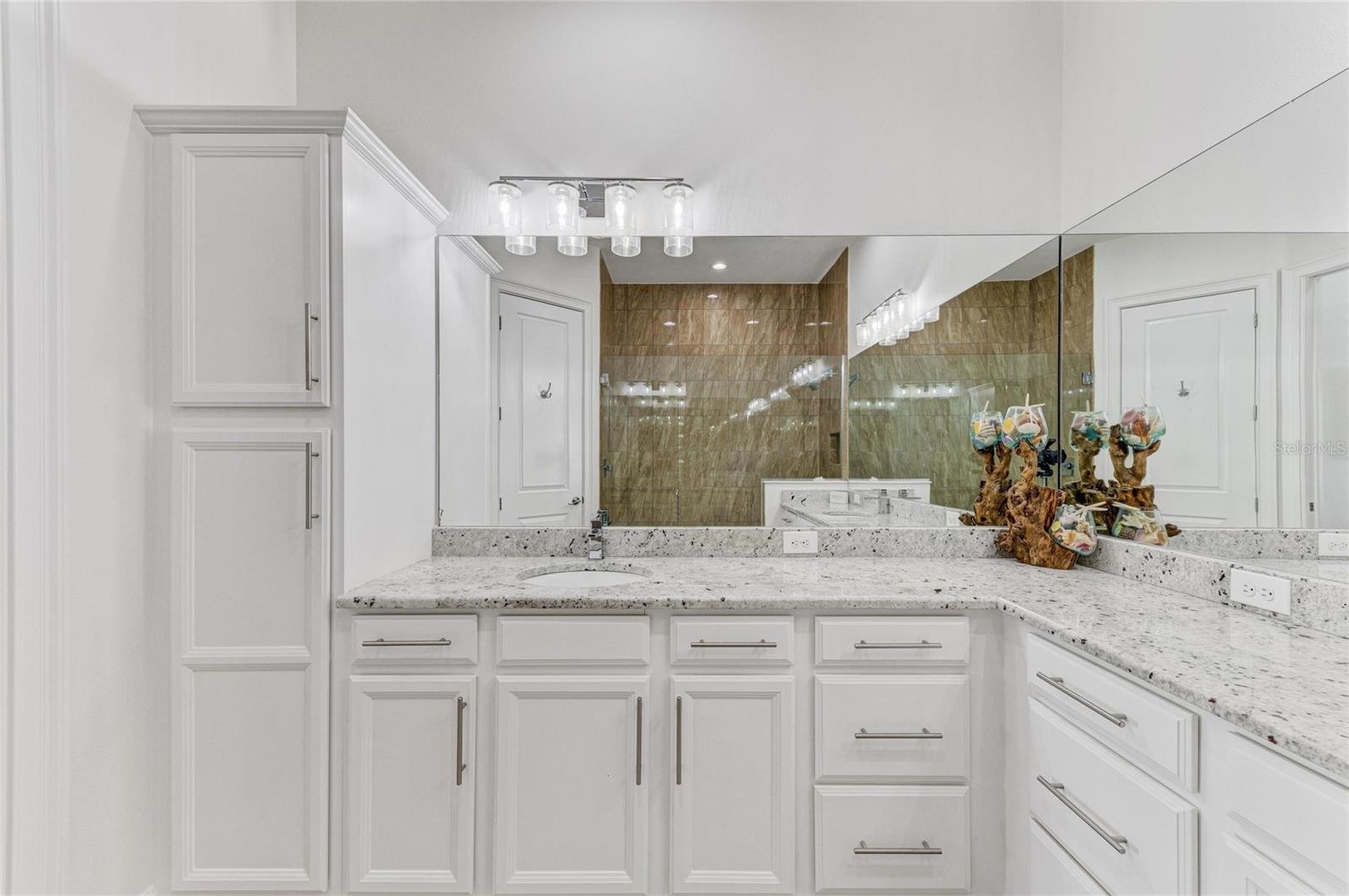 334 CASTAWAY CAY DR #101, BRADENTON, FL, 34209