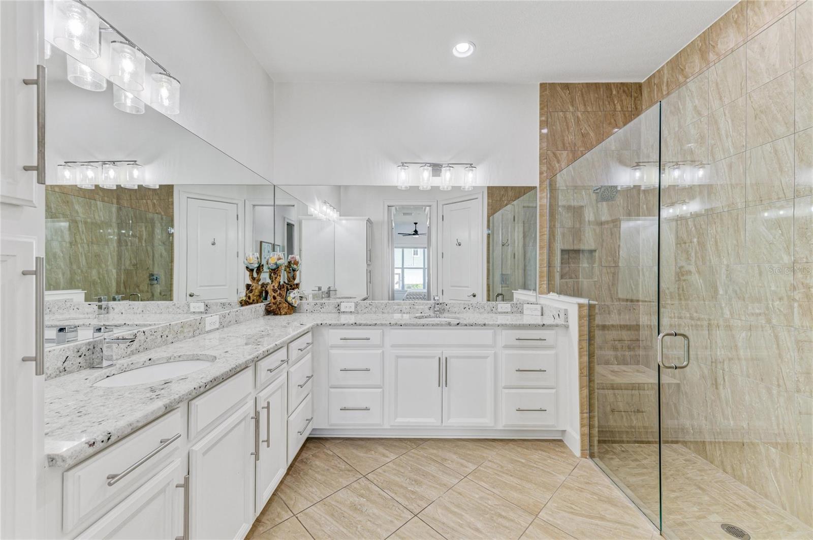 334 CASTAWAY CAY DR #101, BRADENTON, FL, 34209