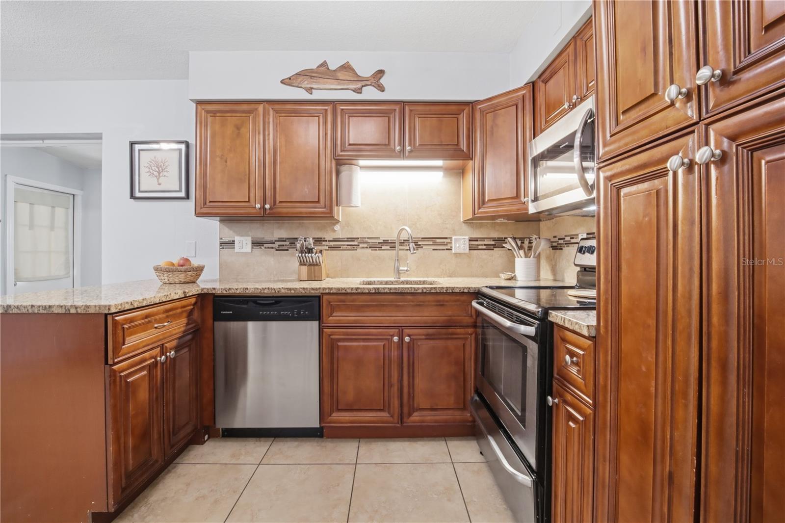 5515 57TH AVE N, ST PETERSBURG, FL, 33709