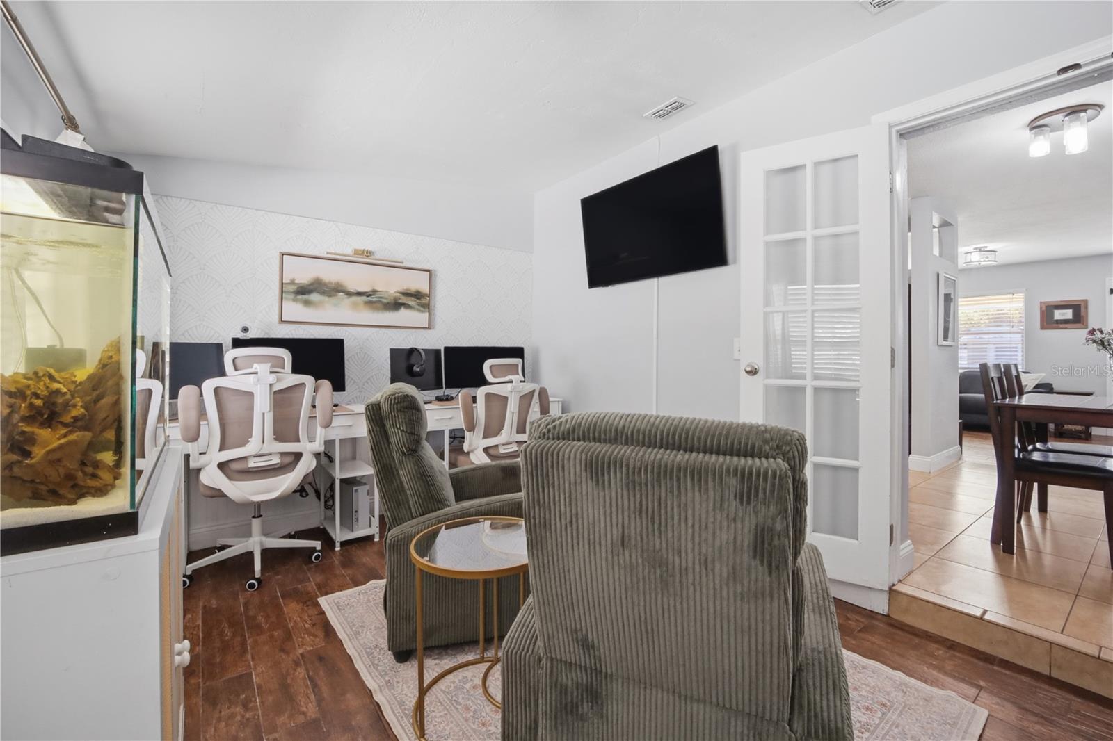 5515 57TH AVE N, ST PETERSBURG, FL, 33709