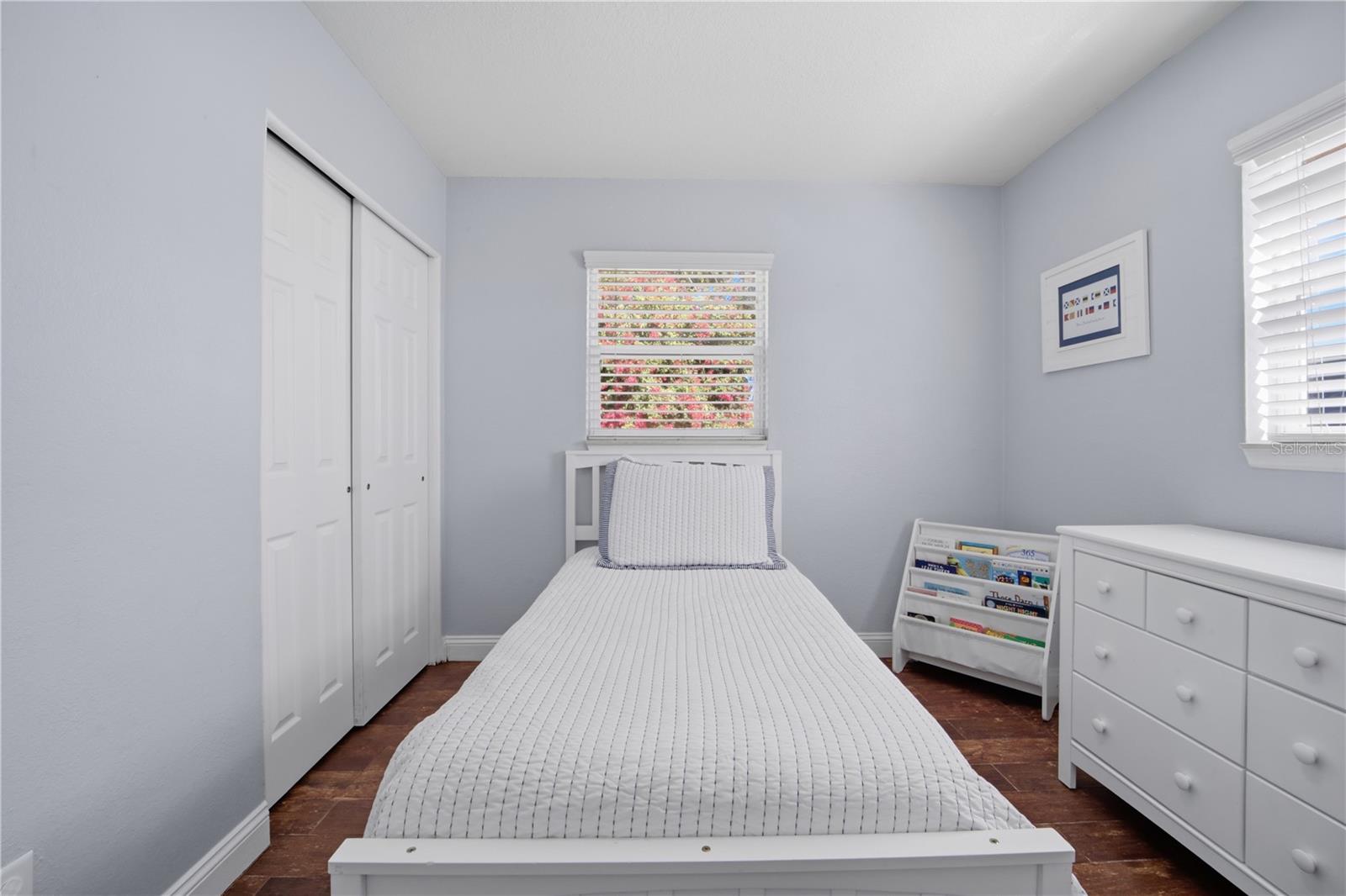 5515 57TH AVE N, ST PETERSBURG, FL, 33709