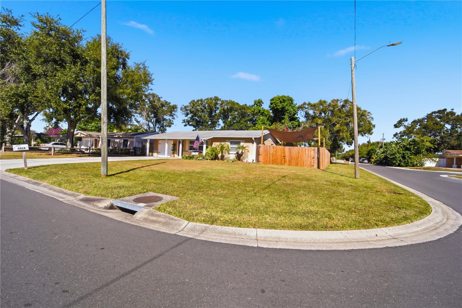 5515 57TH AVE N, ST PETERSBURG, FL, 33709