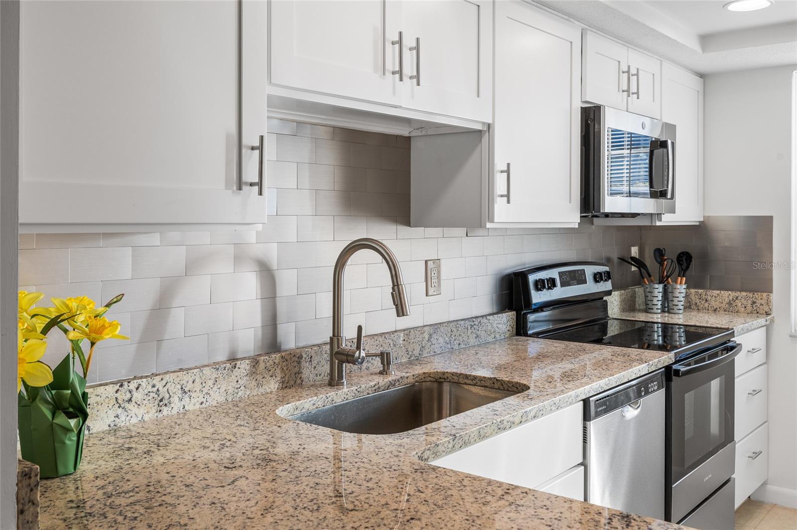 600 GLENNES LN #106, DUNEDIN, FL, 34698