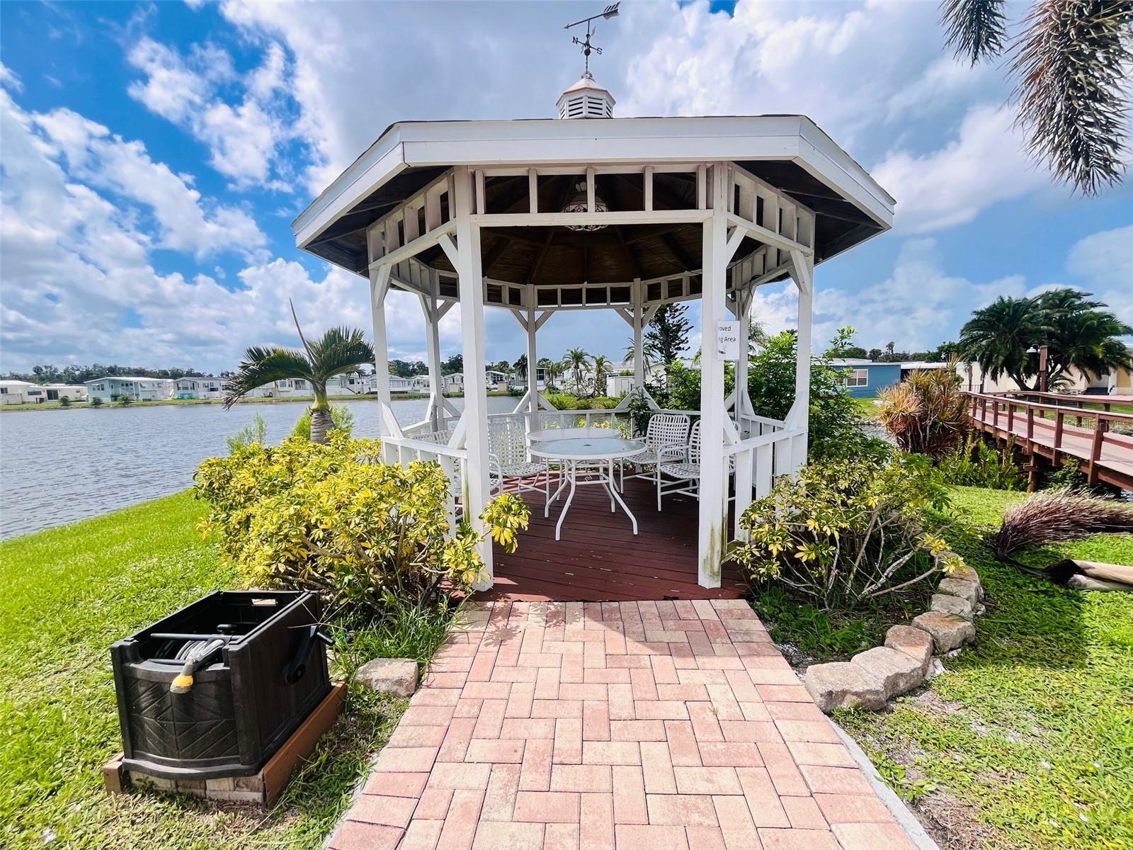 D6144600 Property Photo