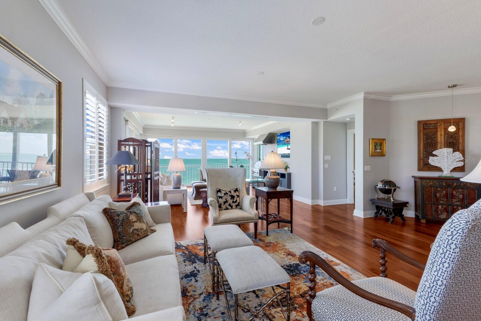 D6144603 Property Photo