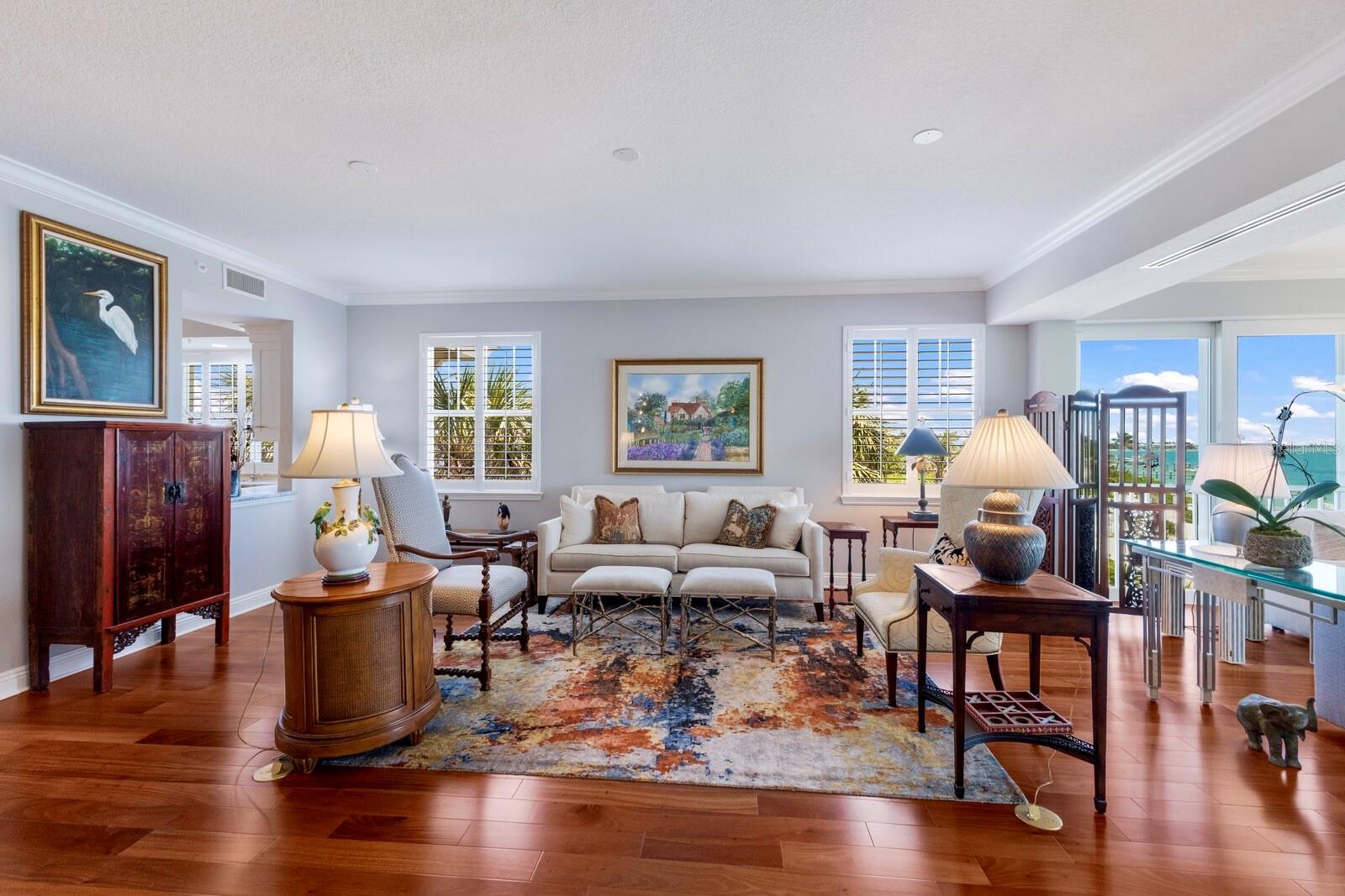 D6144603 Property Photo