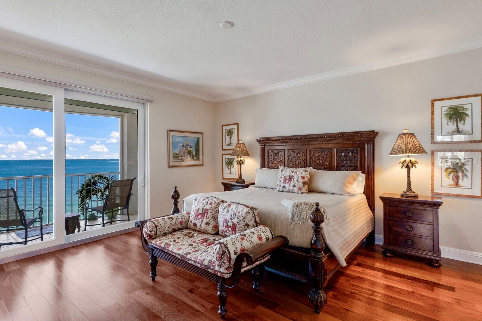 D6144603 Property Photo