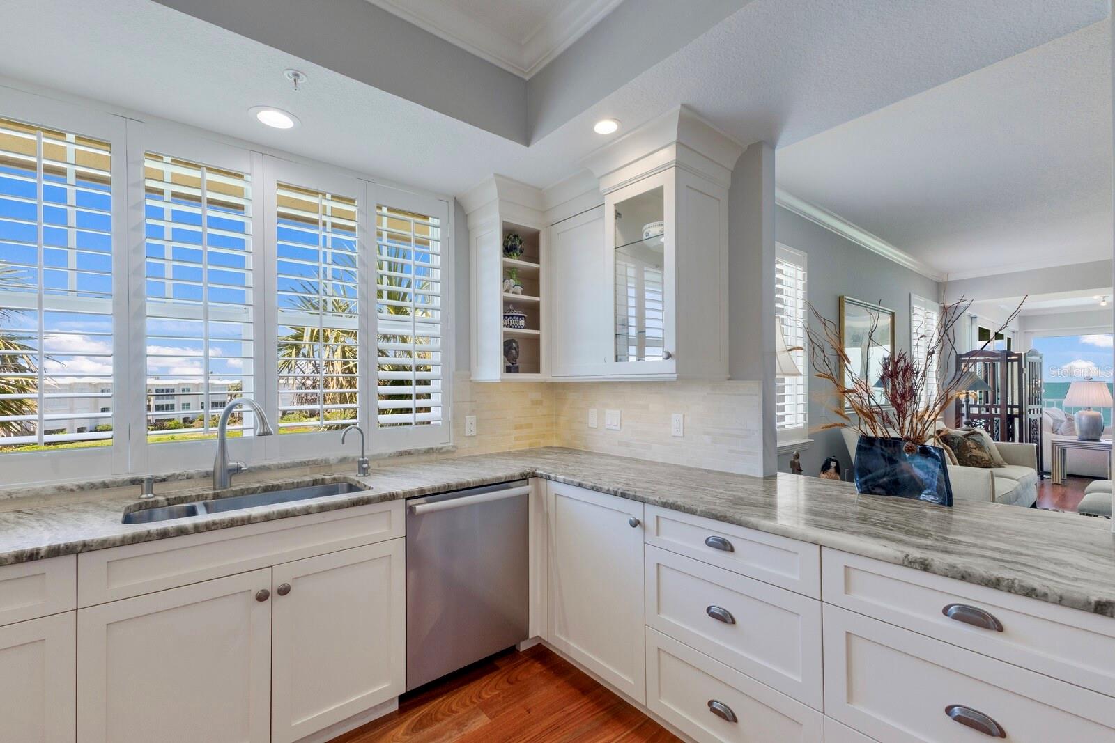 D6144603 Property Photo