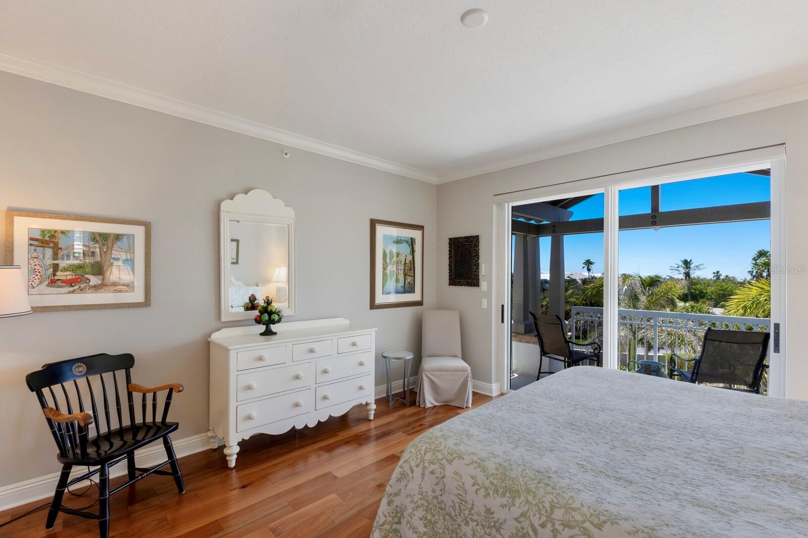 D6144603 Property Photo