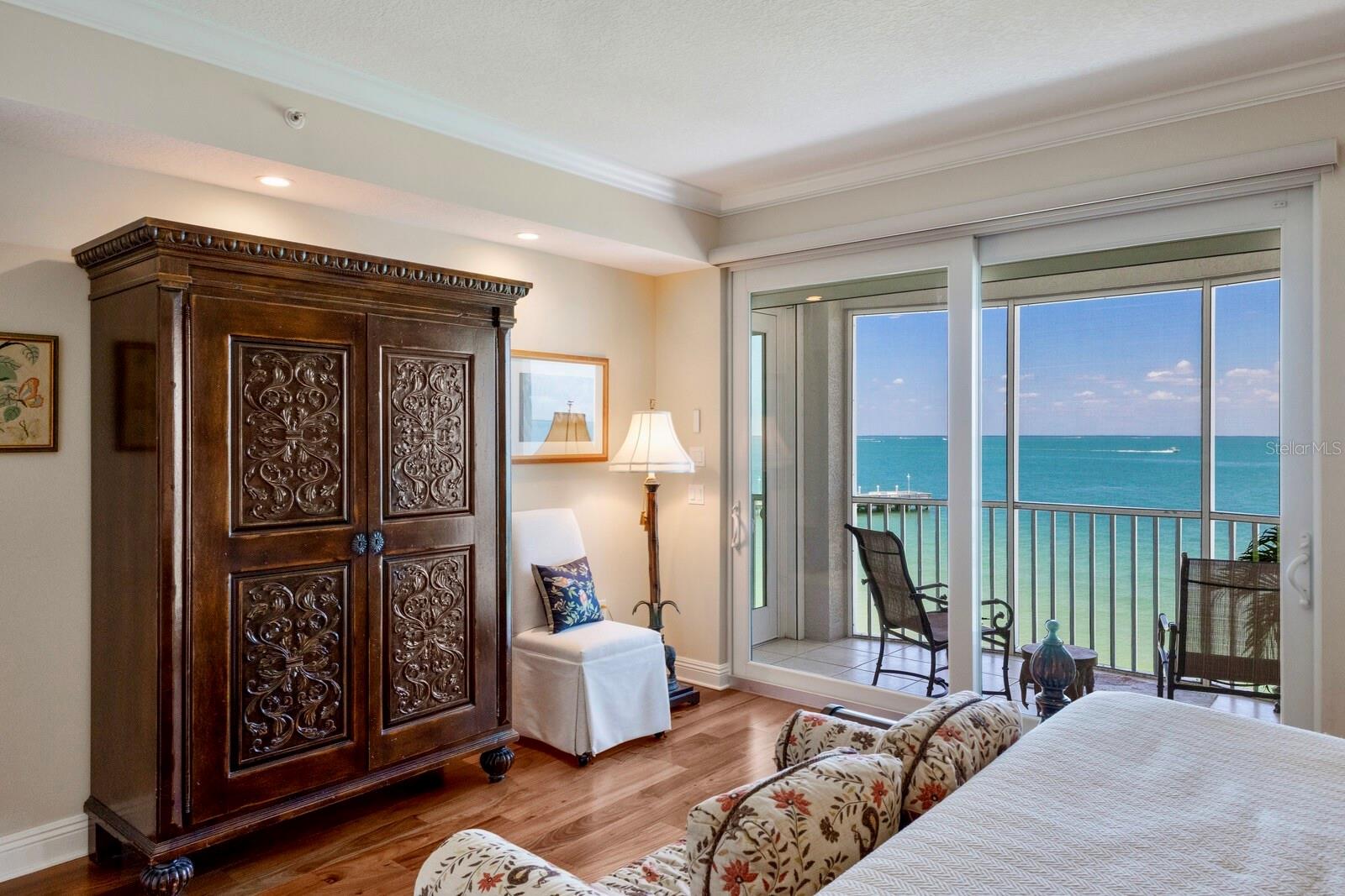 D6144603 Property Photo