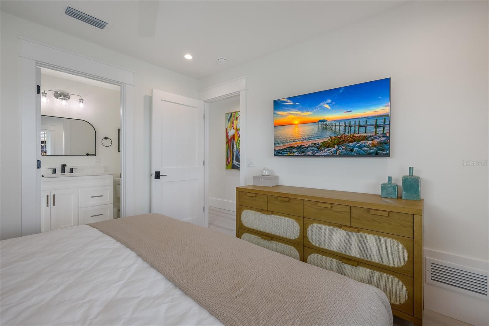 A4670988 Property Photo