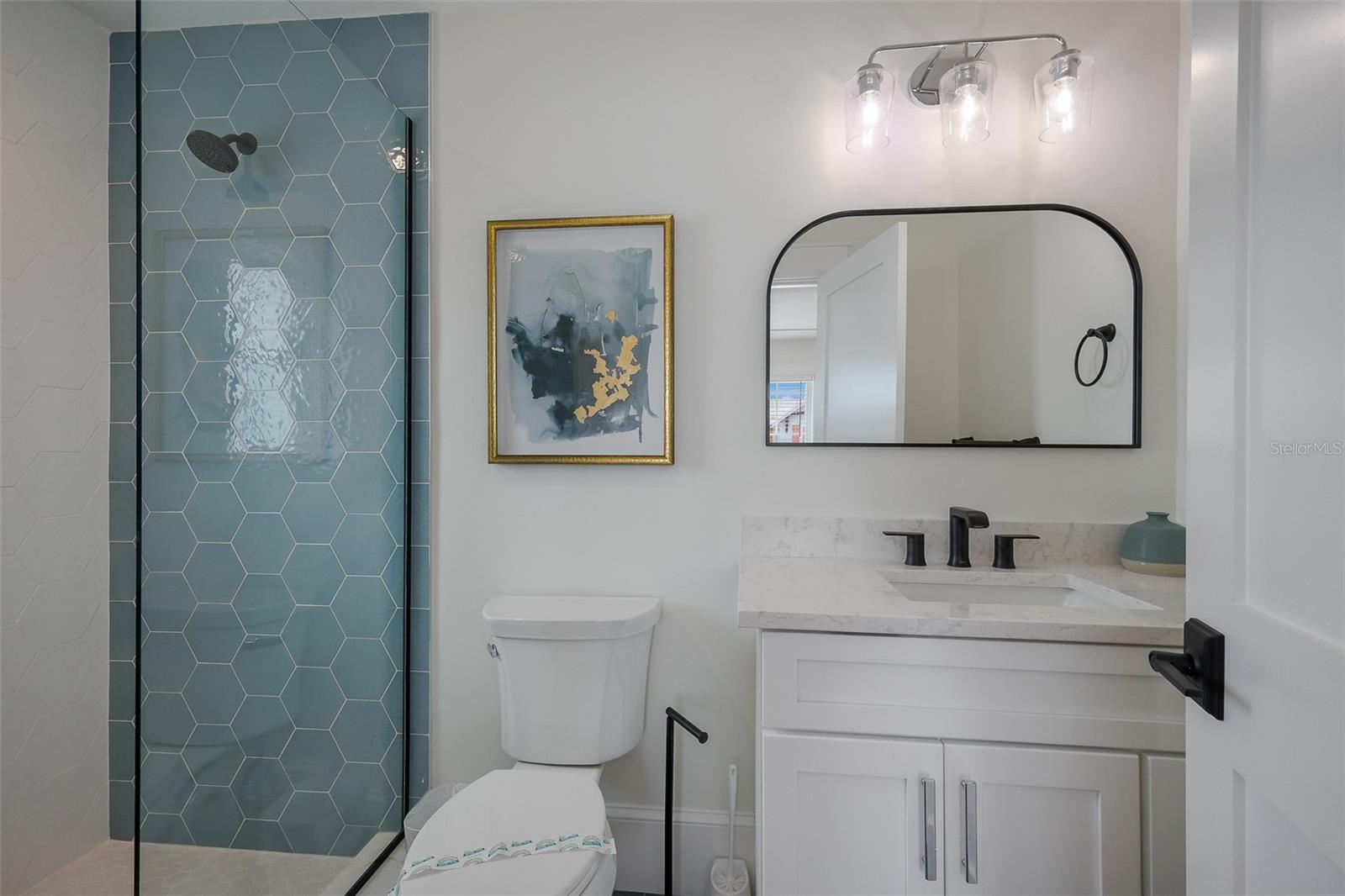 A4670988 Property Photo