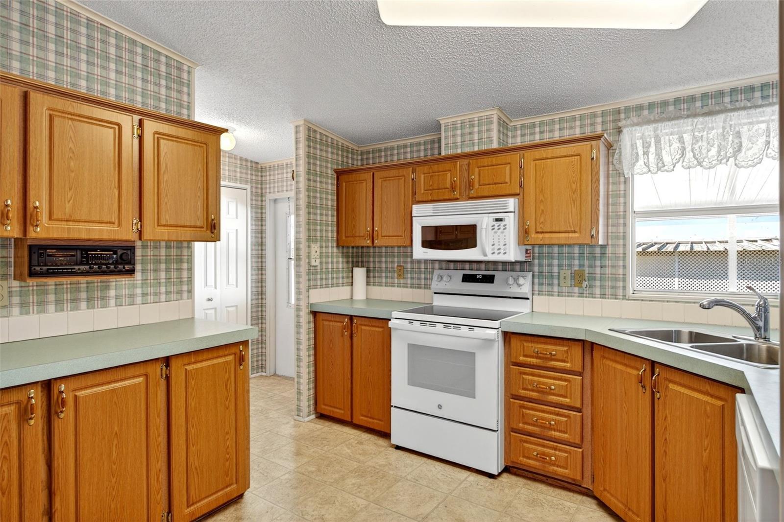 8046 HIGHPOINT BLVD, BROOKSVILLE, FL, 34613