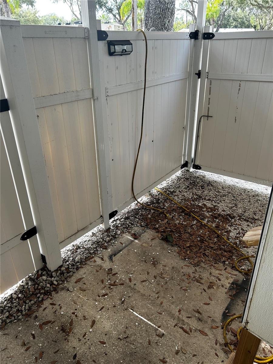 TB8444972 Property Photo