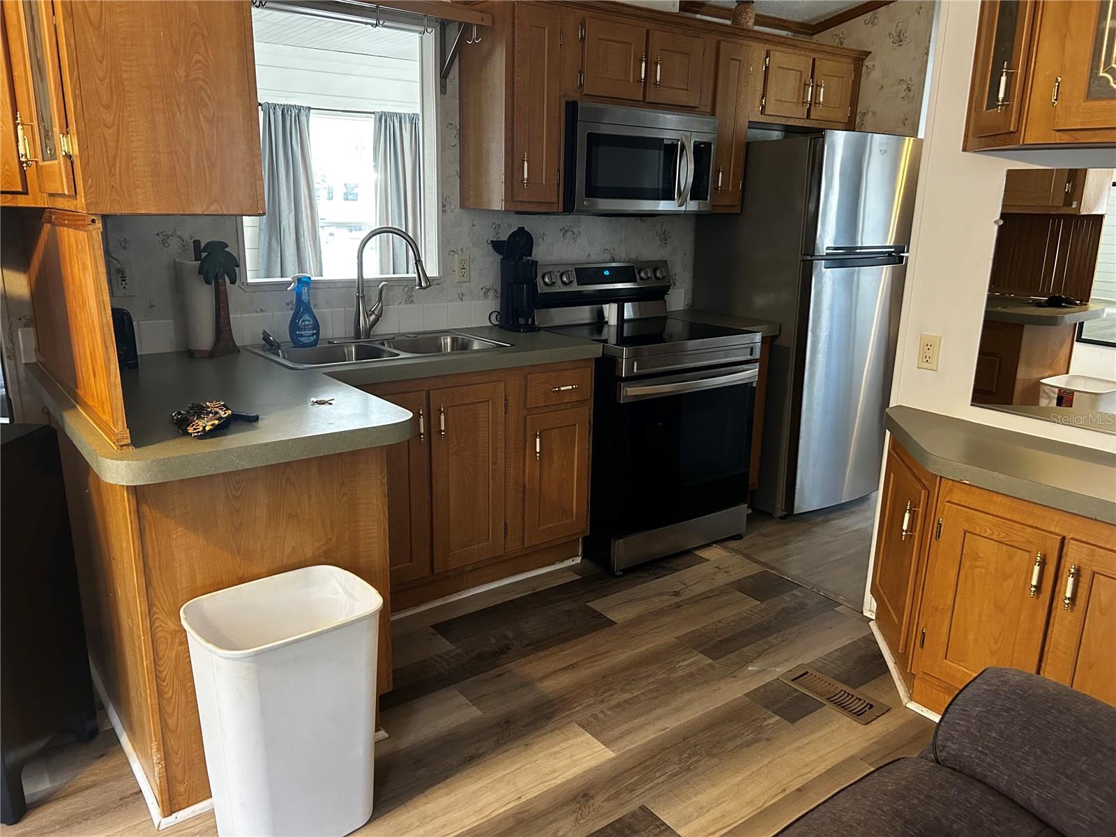 TB8444972 Property Photo