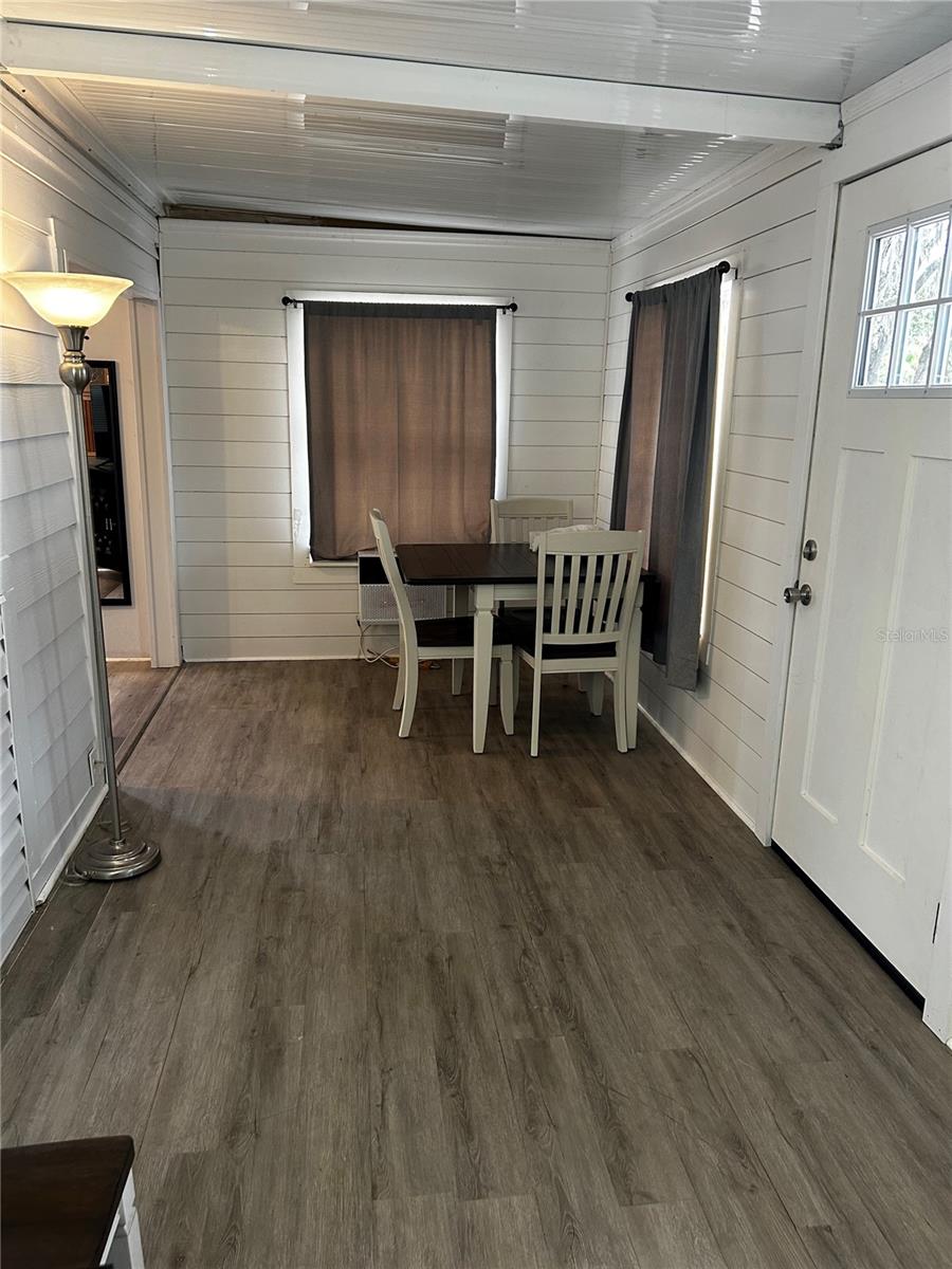 TB8444972 Property Photo