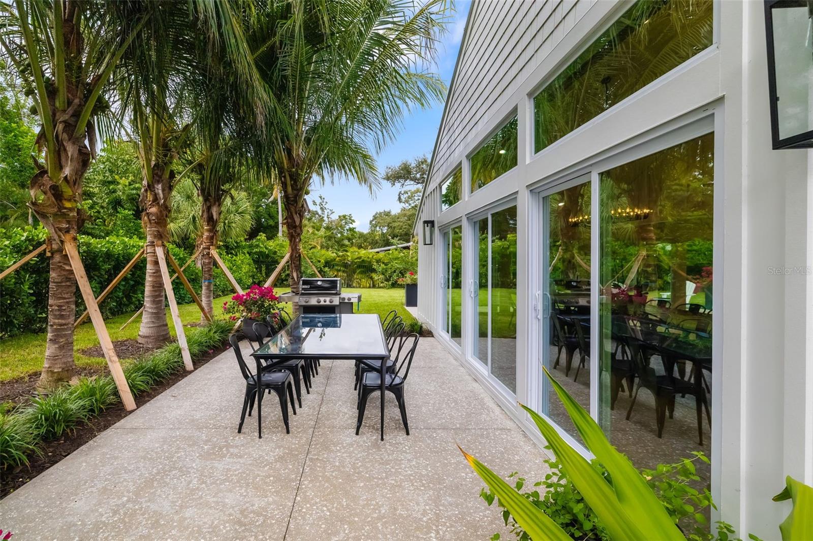 A4671008 Property Photo