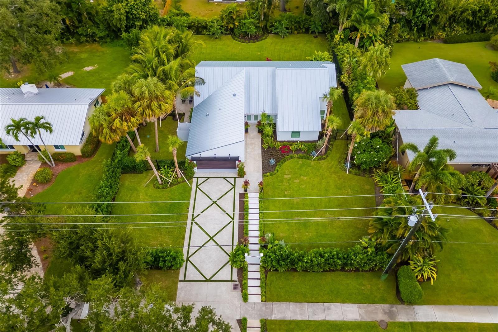 A4671008 Property Photo