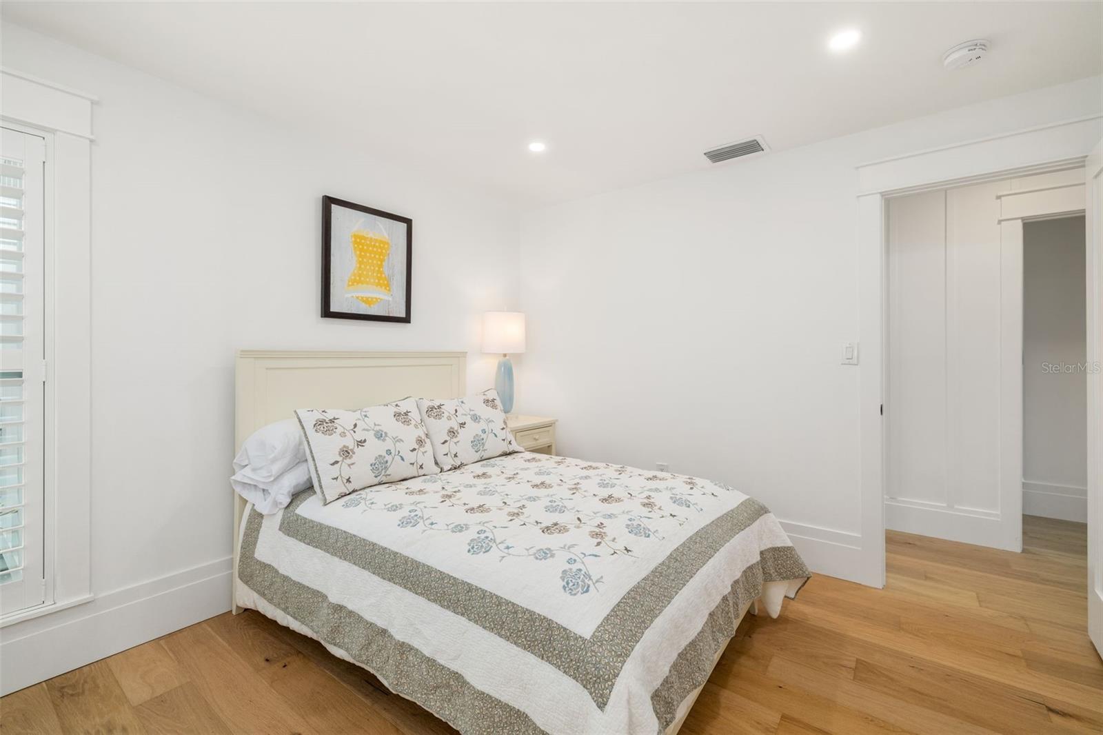 A4671008 Property Photo