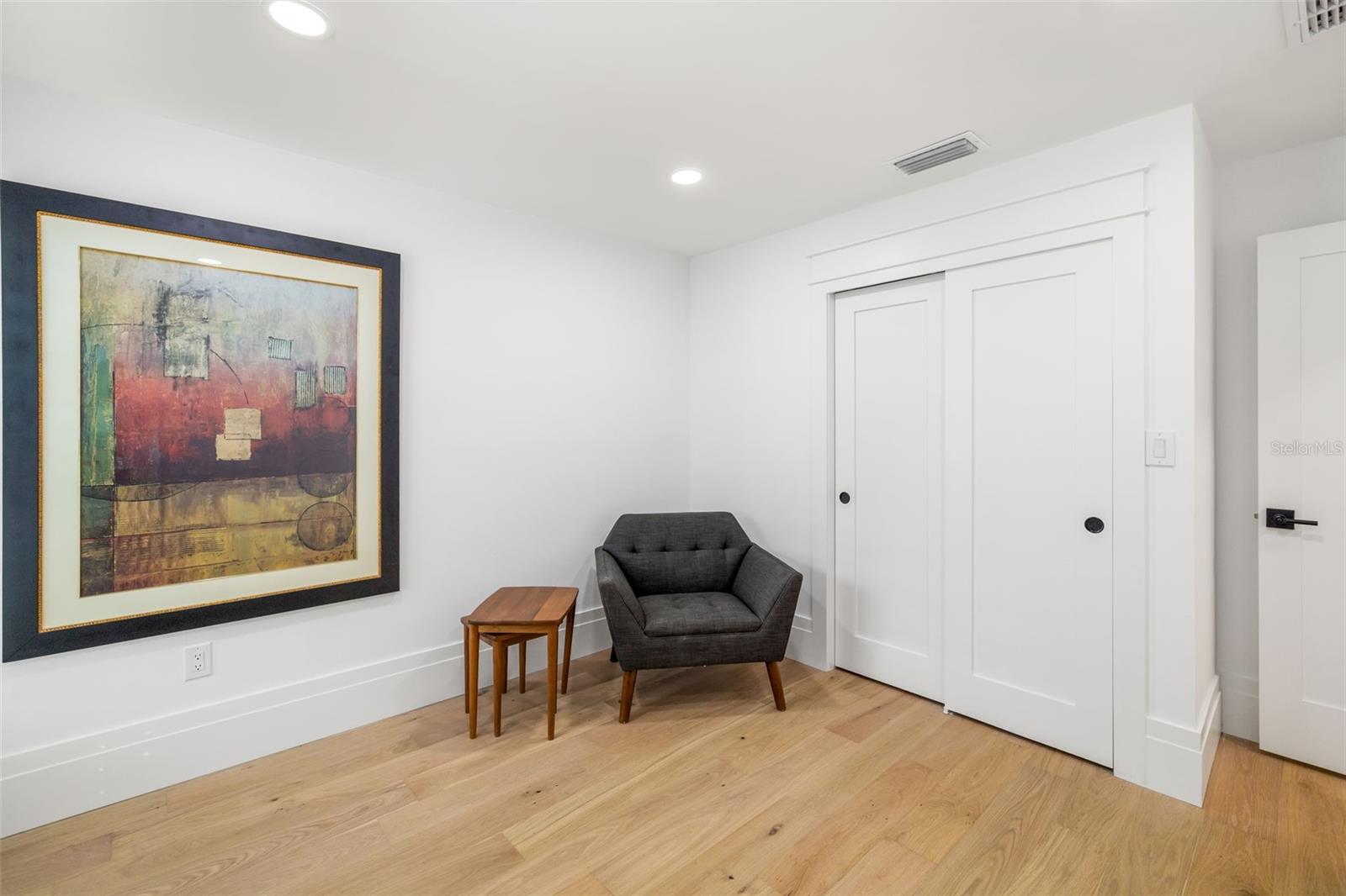 A4671008 Property Photo