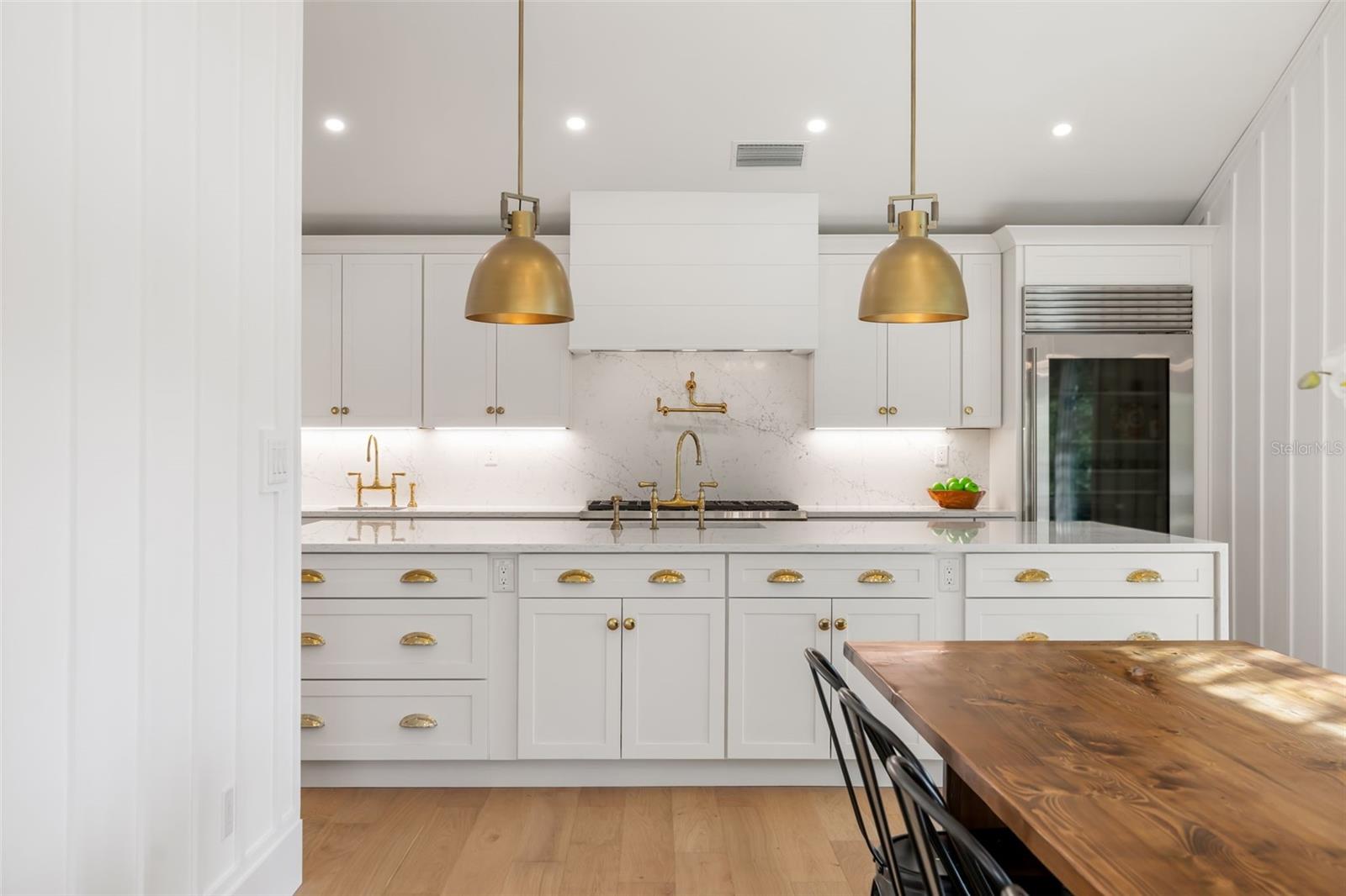 A4671008 Property Photo