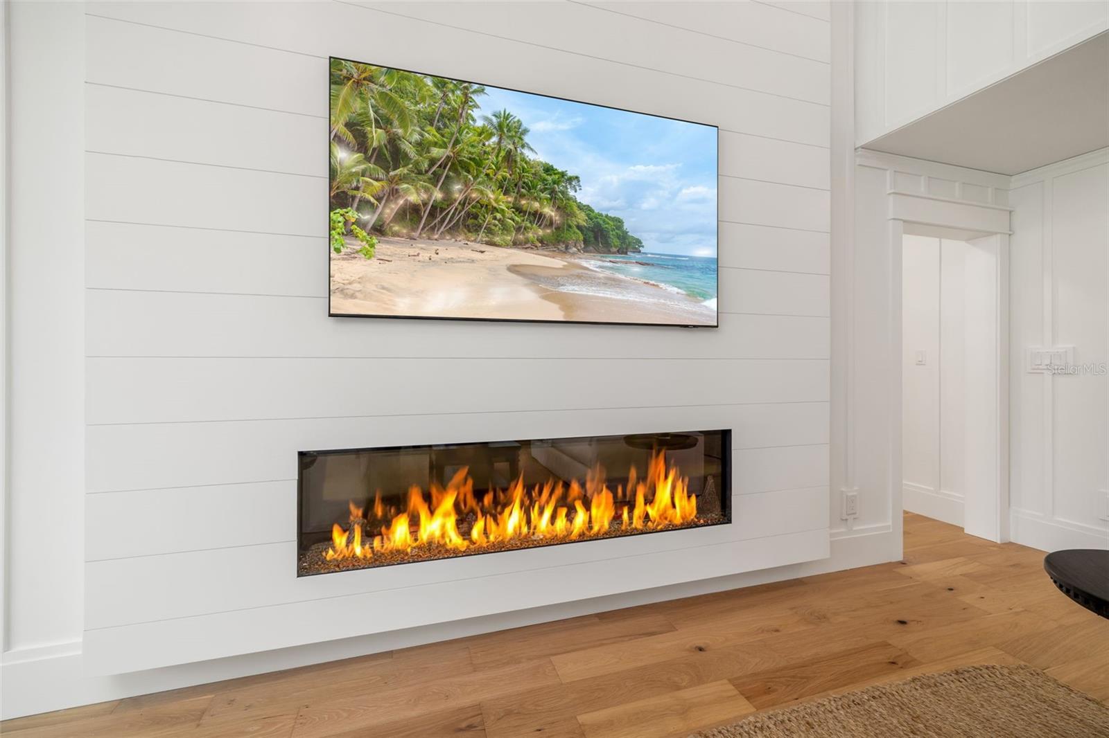 A4671008 Property Photo